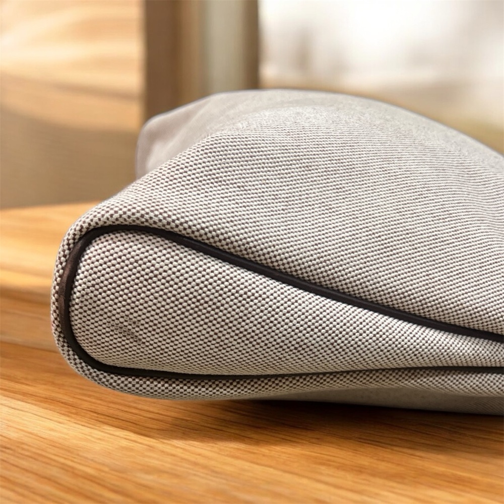 Authentic Hermes HeeBoo Bag - Picture 5 of 10